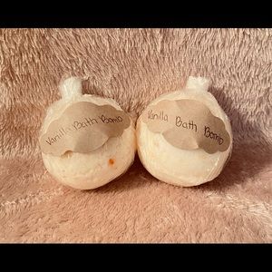Handmade Vanilla bath bombs